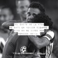 "El éxito de la vida no está en vencer siempre, sino en no darse por vencido nunca"